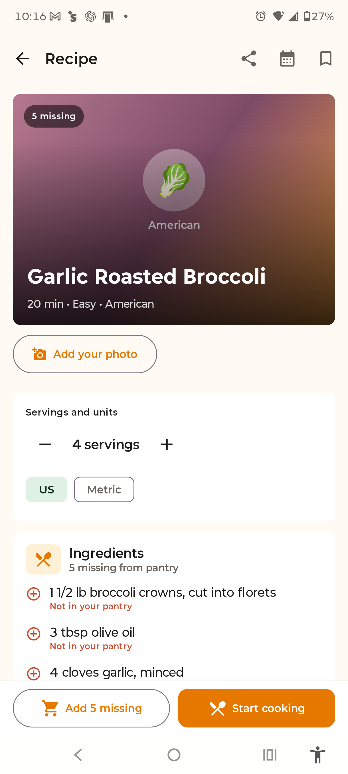 FriendChef recipe screen showing pantry status, ingredients, servings, and start-cooking controls.